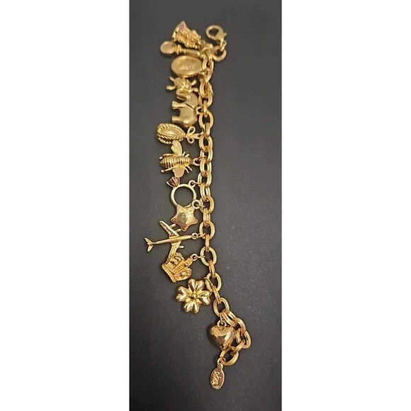 Favorite Things signed Joan Rivers bracelet 0020 - Picture 1 of 5